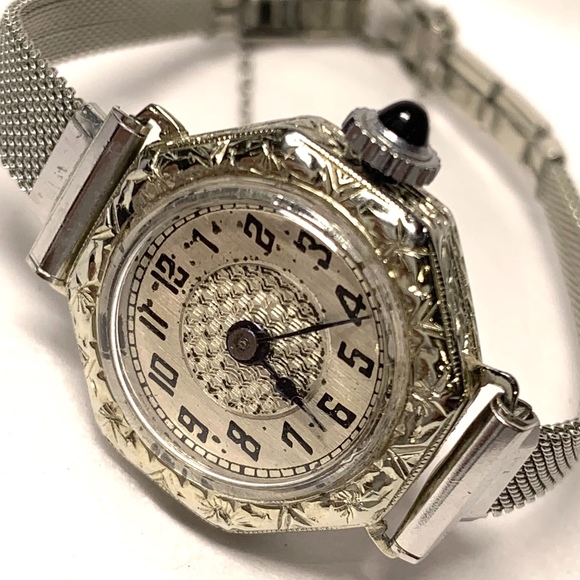 Meet your Posher, Kelly - Picture 1 of 1